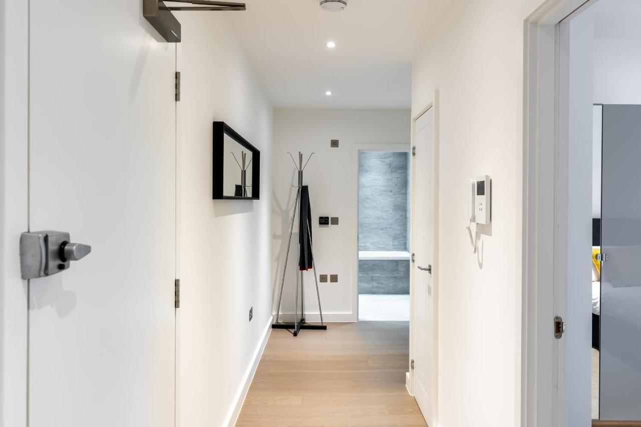 St Albans 2 Bed Luxury City Apartment, 5 Mins Walk To Train & Allocated Parking Exteriér fotografie