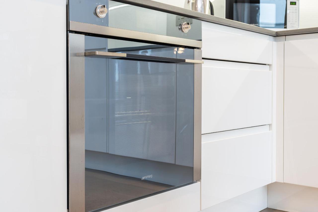 St Albans 2 Bed Luxury City Apartment, 5 Mins Walk To Train & Allocated Parking Exteriér fotografie